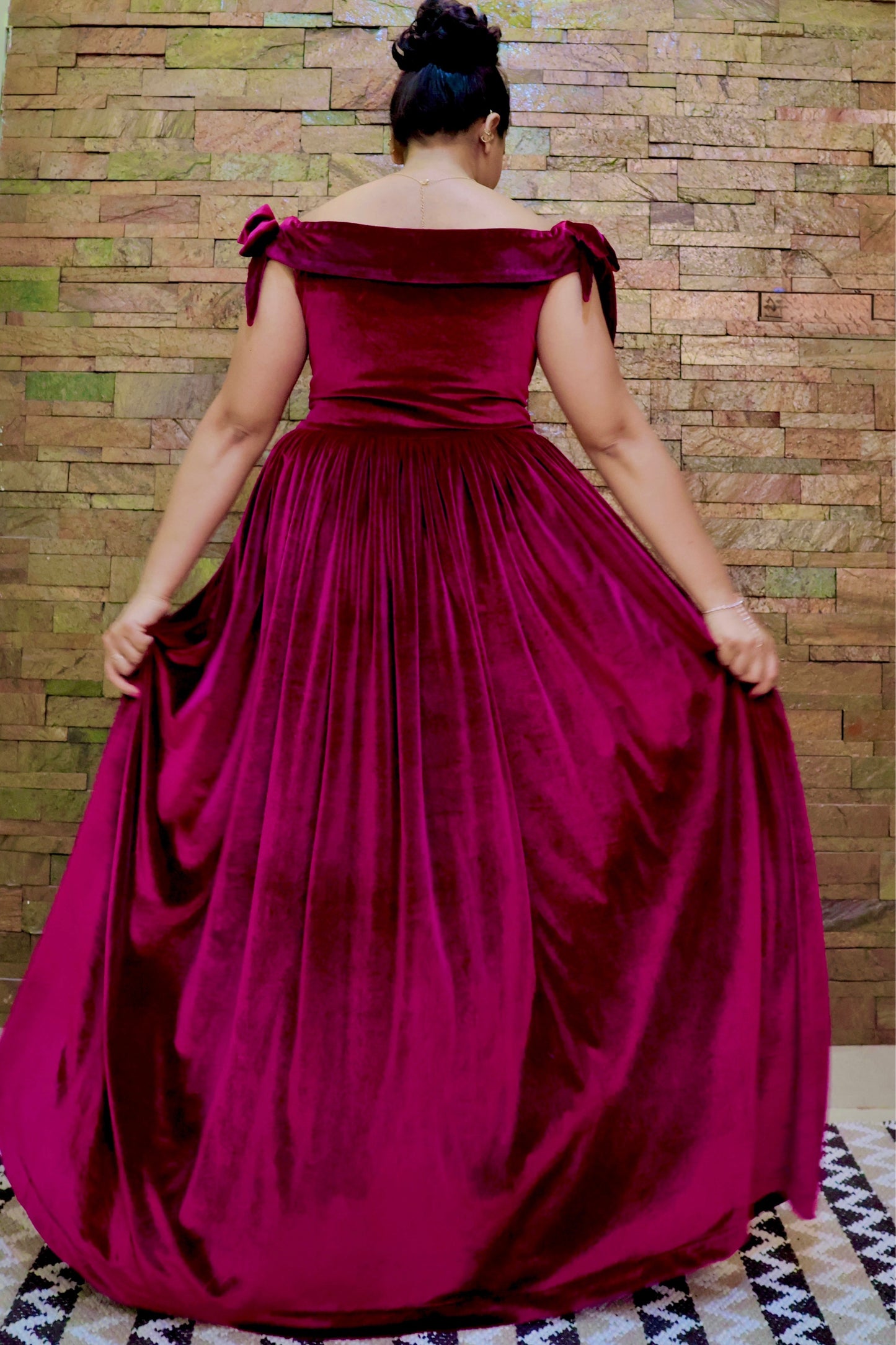 GARNET GLOW